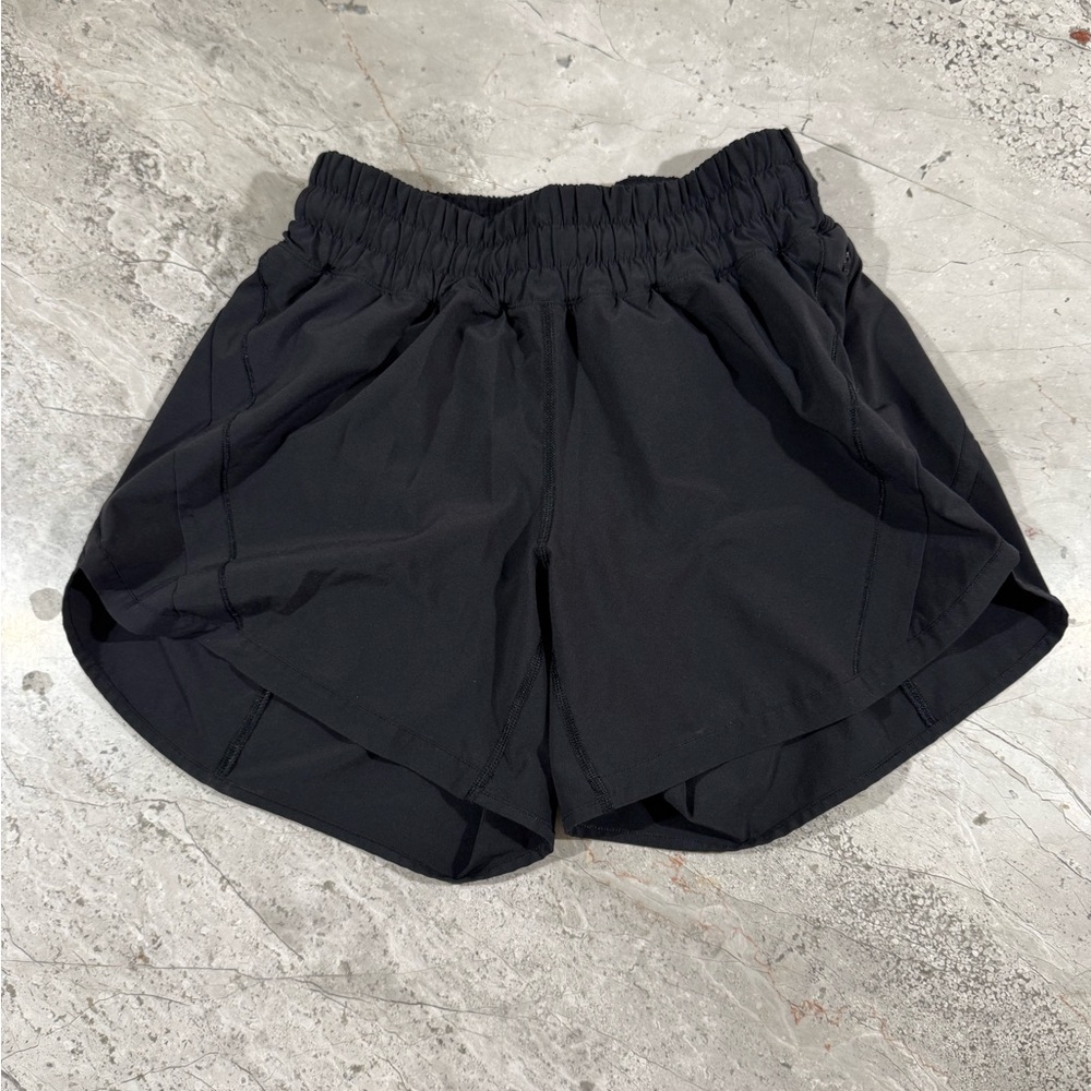 Lululemon Track That Mid-Rise Lined Short 5in
